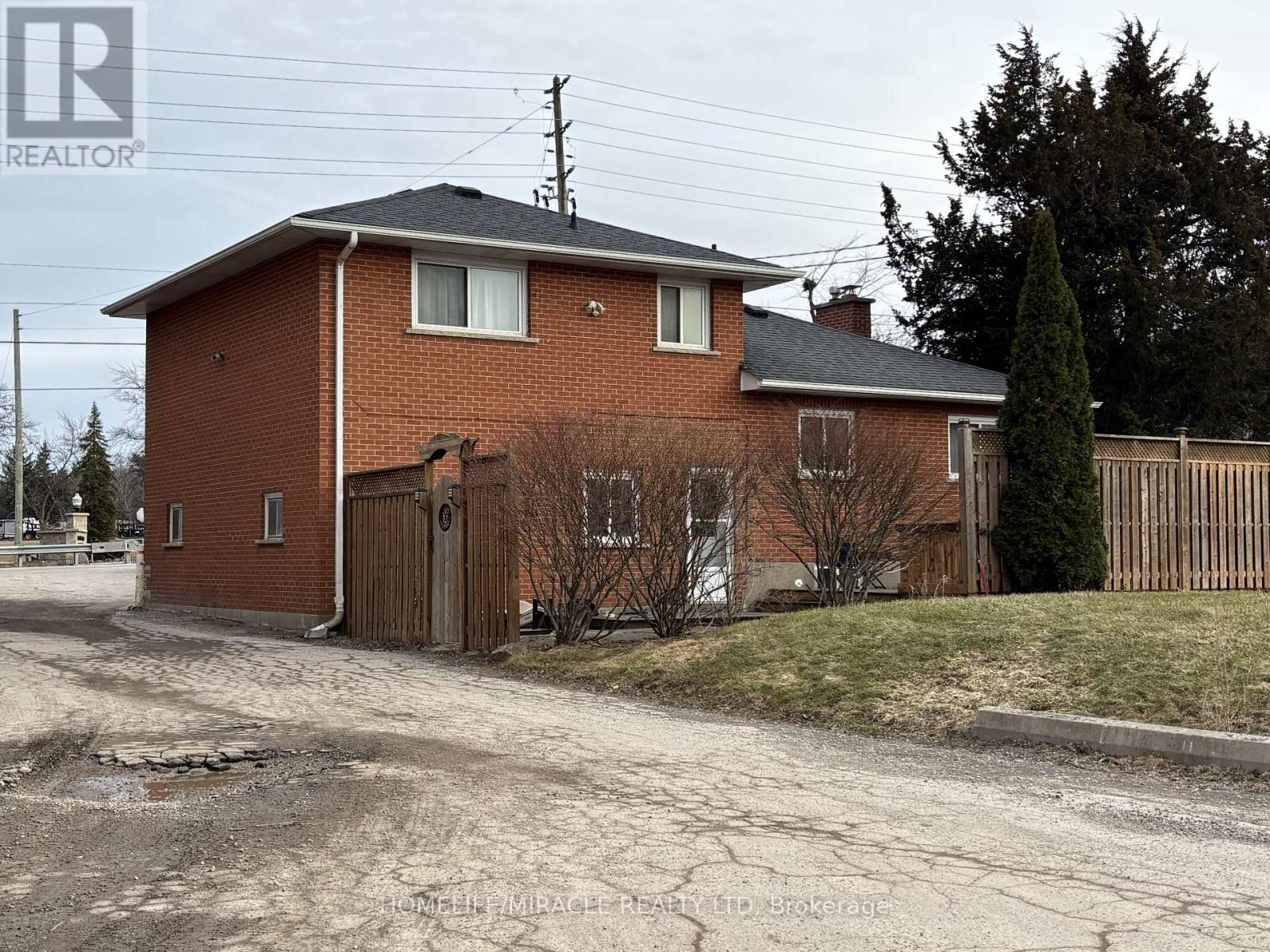 3157 Steeles Avenue, Milton, Ontario  L9T 2V4 - Photo 22 - W12972544