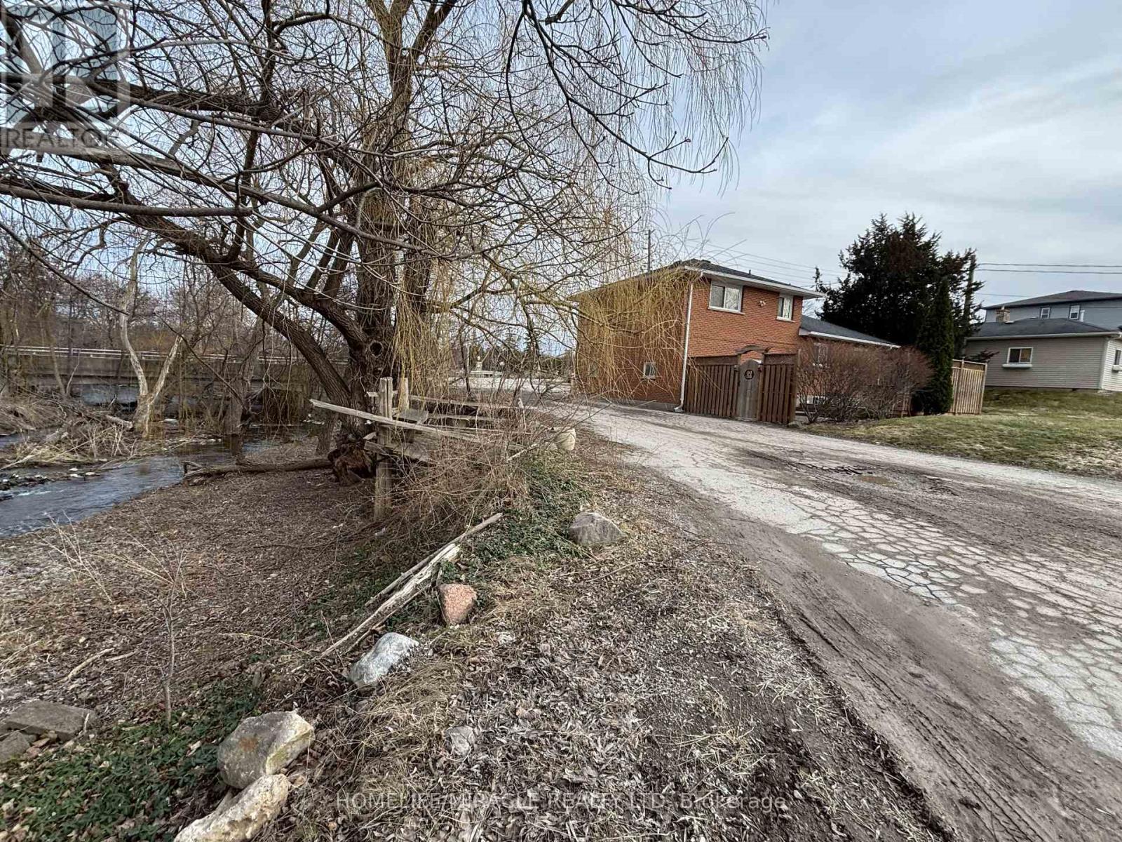 3157 Steeles Avenue, Milton, Ontario  L9T 2V4 - Photo 24 - W12972544