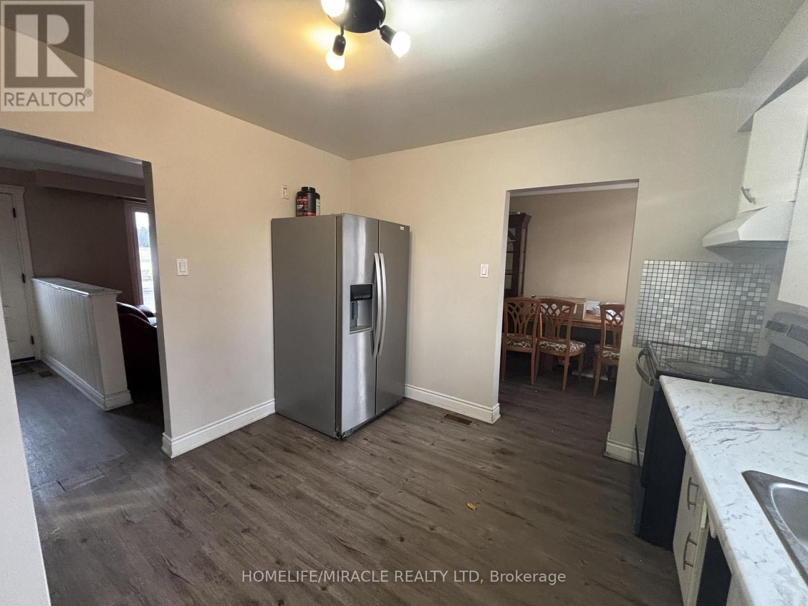 3157 Steeles Avenue, Milton, Ontario  L9T 2V4 - Photo 12 - W12972544