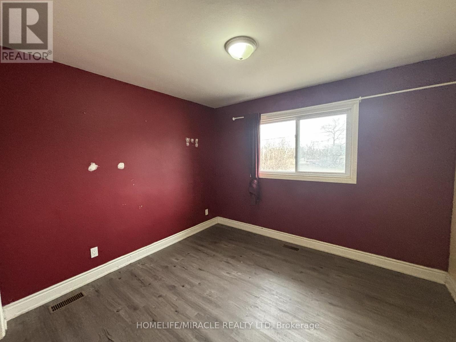 3157 Steeles Avenue, Milton, Ontario  L9T 2V4 - Photo 16 - W12972544