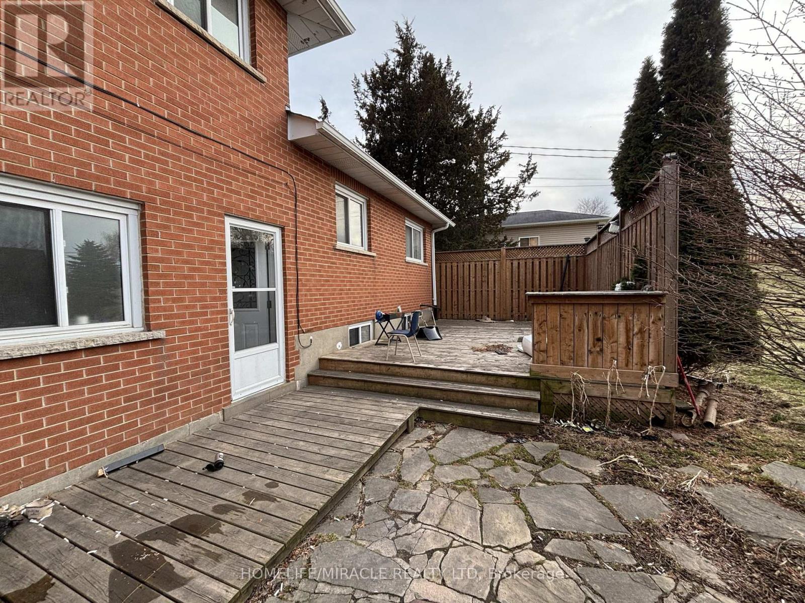 3157 Steeles Avenue, Milton, Ontario  L9T 2V4 - Photo 21 - W12972544