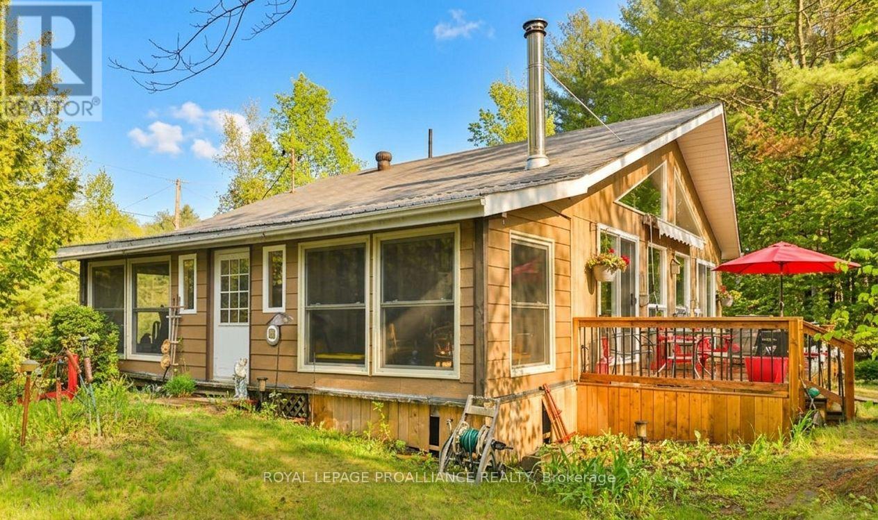 1079 Lemke Lane, North Frontenac (Frontenac North), Ontario  K0H 1J0 - Photo 8 - X12973892