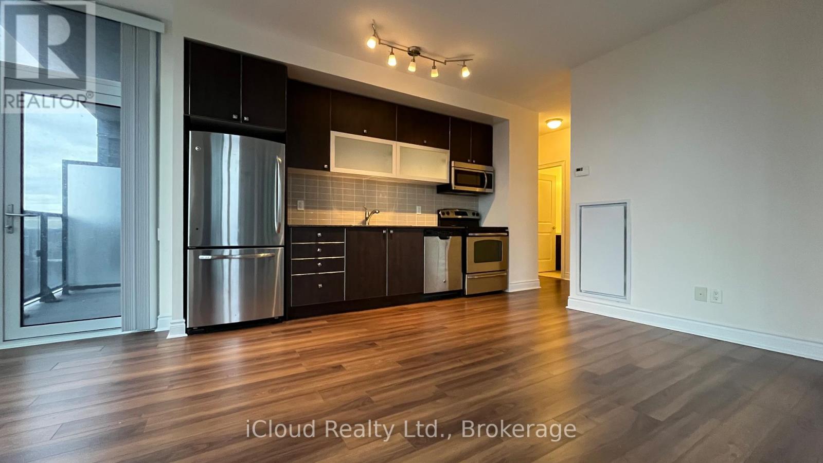 3704 - 28 Ted Rogers Way, Toronto, Ontario  M4Y 2J4 - Photo 15 - C12973866