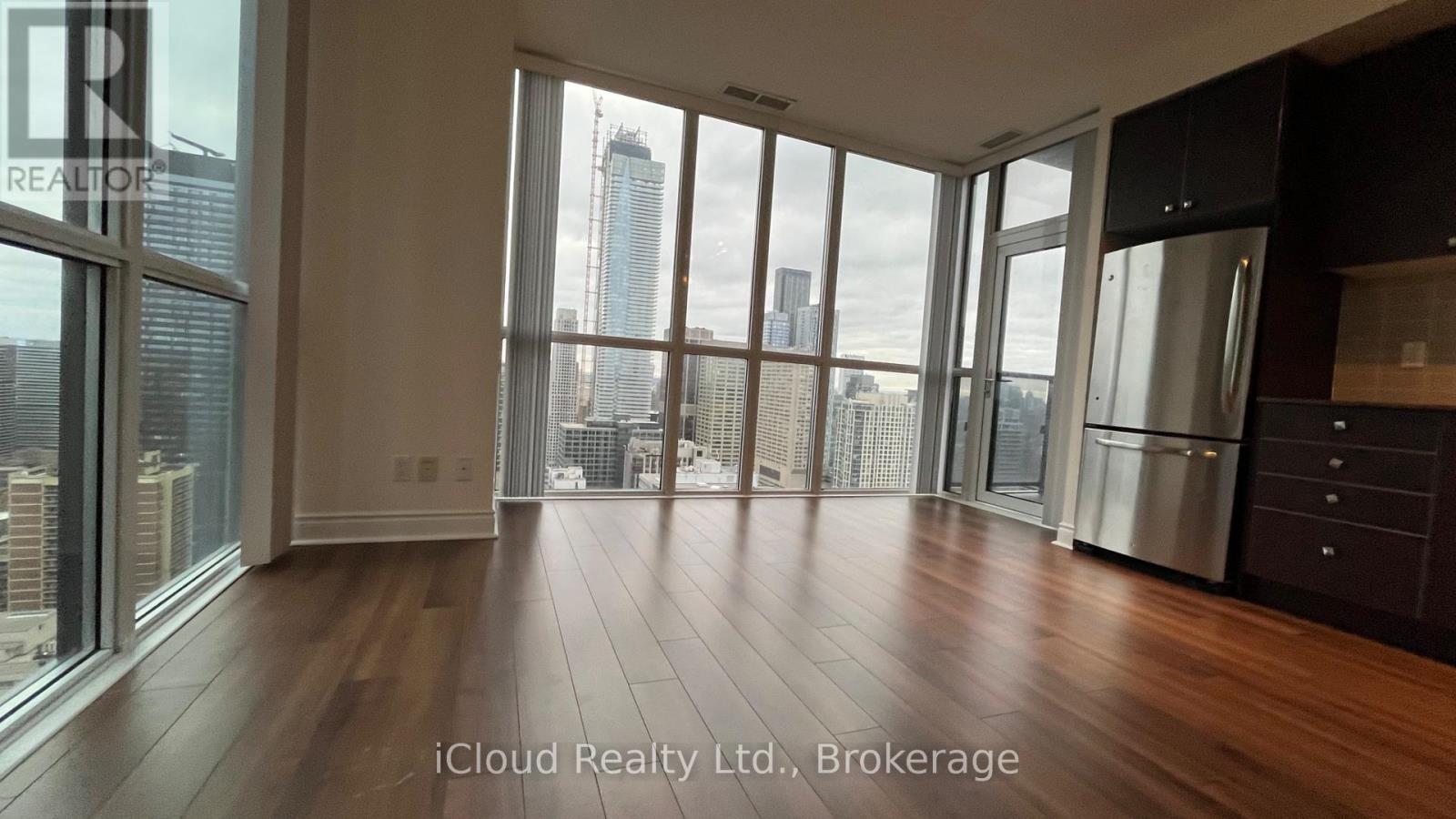 3704 - 28 Ted Rogers Way, Toronto, Ontario  M4Y 2J4 - Photo 17 - C12973866