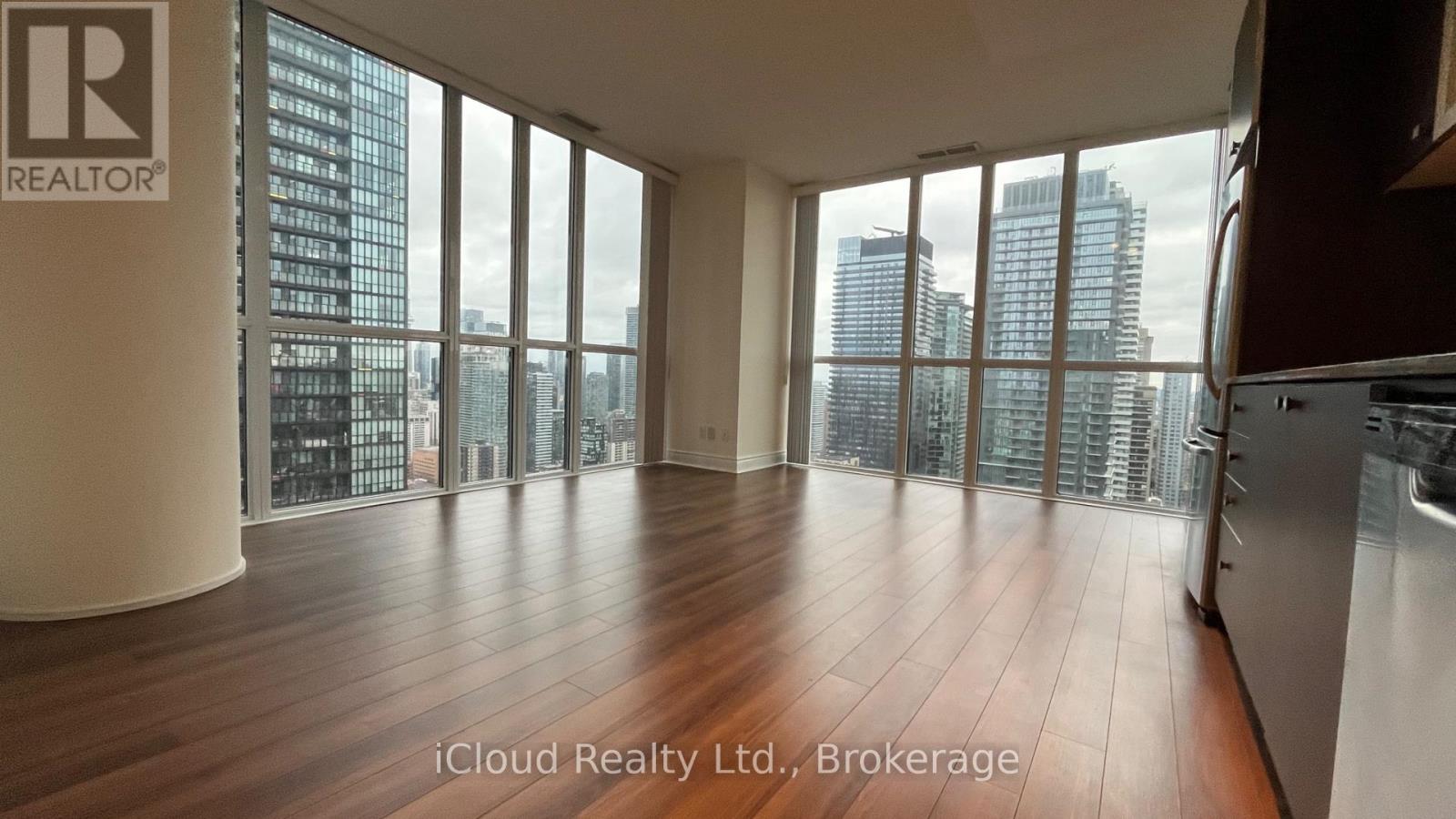 3704 - 28 Ted Rogers Way, Toronto, Ontario  M4Y 2J4 - Photo 18 - C12973866