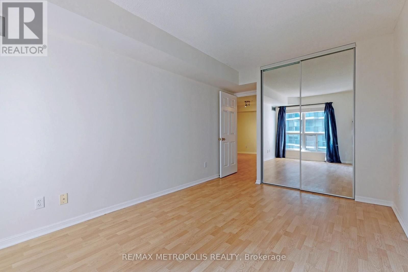 1516 - 7 Carlton Street, Toronto, Ontario  M5B 2M3 - Photo 20 - C12973890