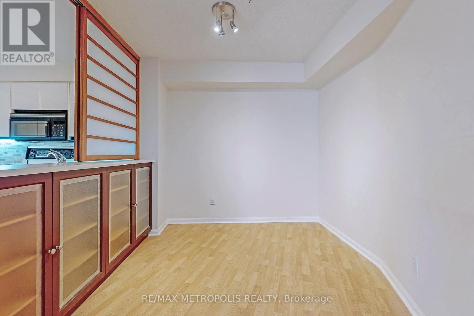 1516 - 7 Carlton Street, Toronto, Ontario  M5B 2M3 - Photo 21 - C12973890