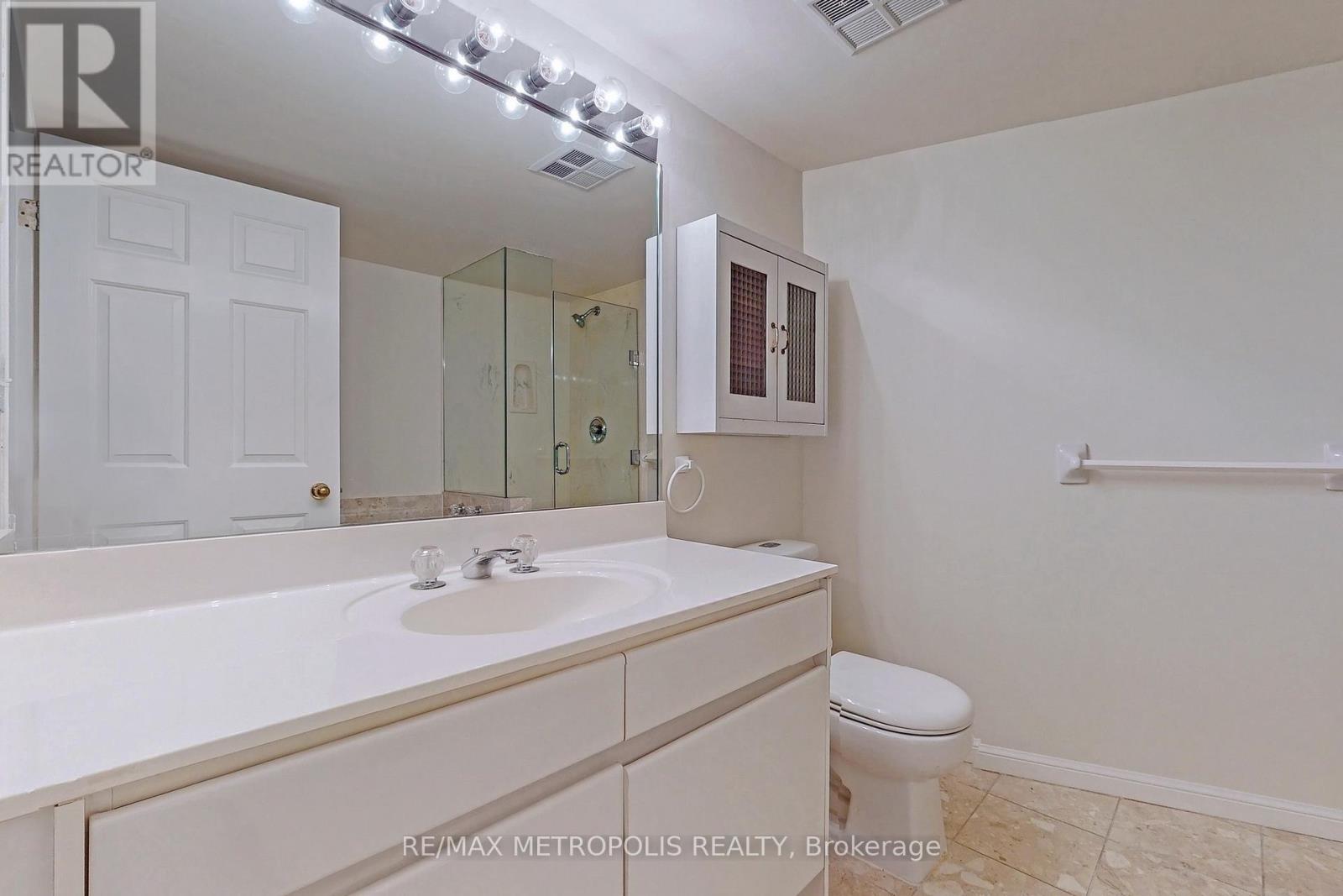 1516 - 7 Carlton Street, Toronto, Ontario  M5B 2M3 - Photo 28 - C12973890