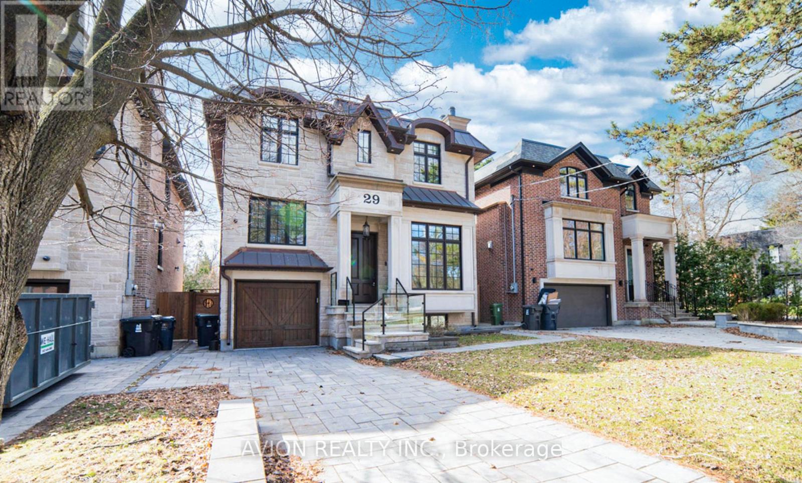 29 EVERGREEN GARDENS, Toronto, Ontario