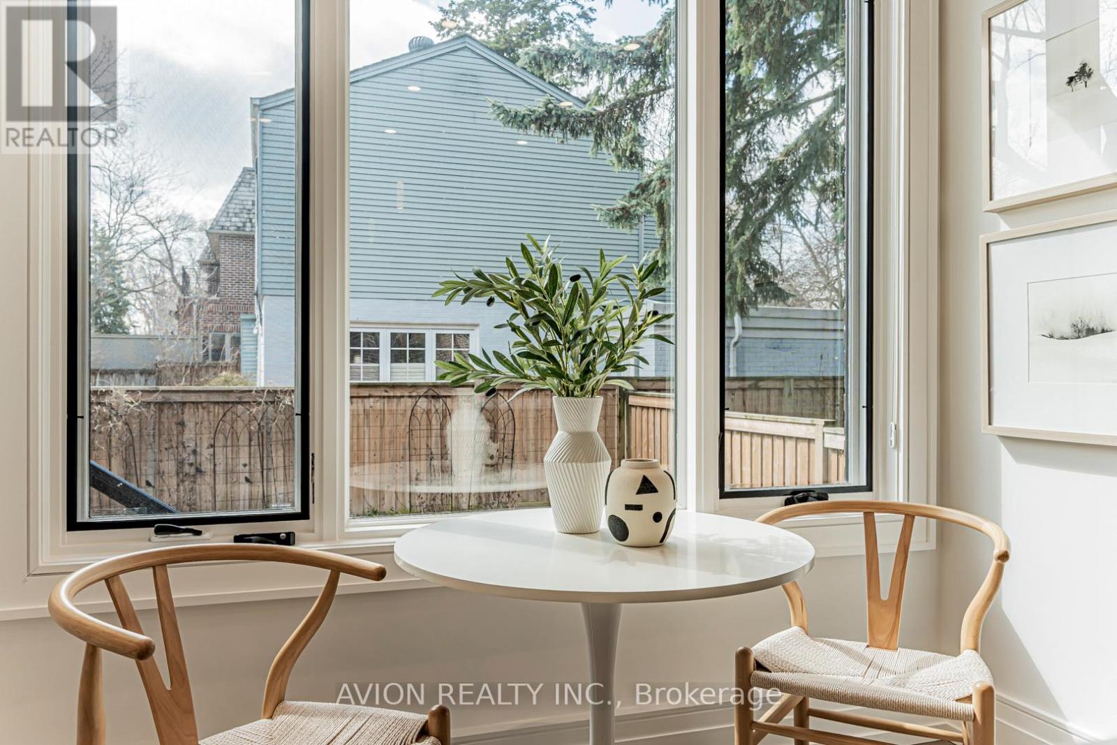 29 Evergreen Gardens, Toronto, Ontario  M4G 1C4 - Photo 14 - C12973912