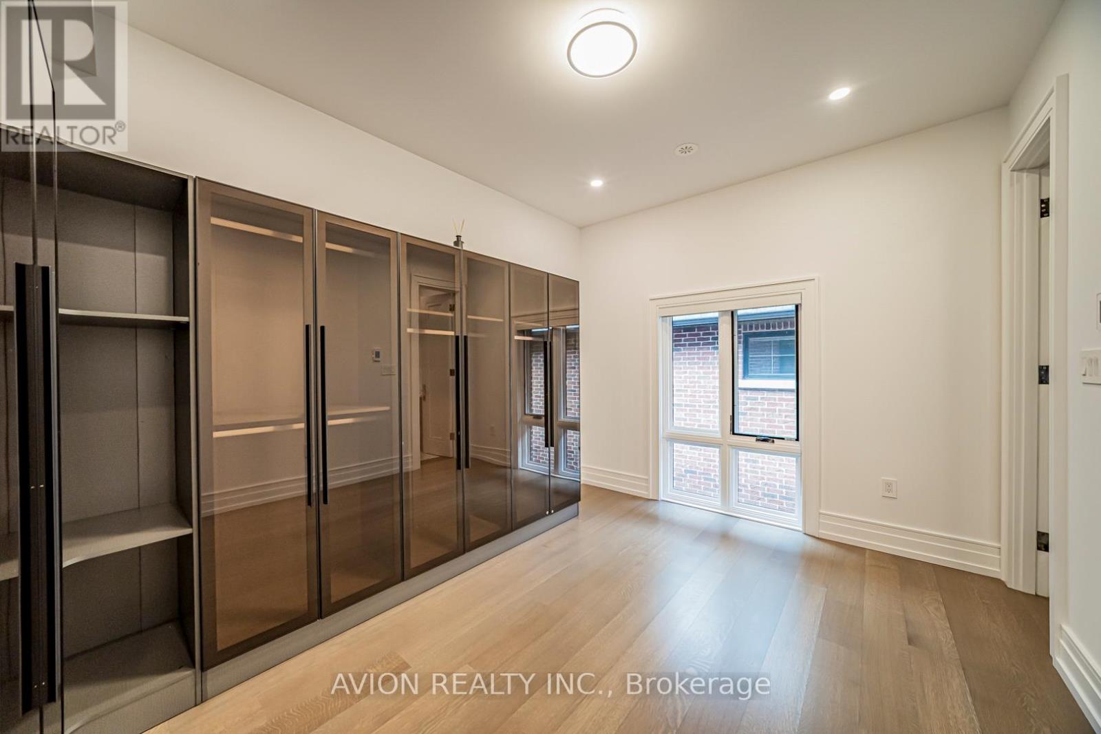 29 Evergreen Gardens, Toronto, Ontario  M4G 1C4 - Photo 27 - C12973912