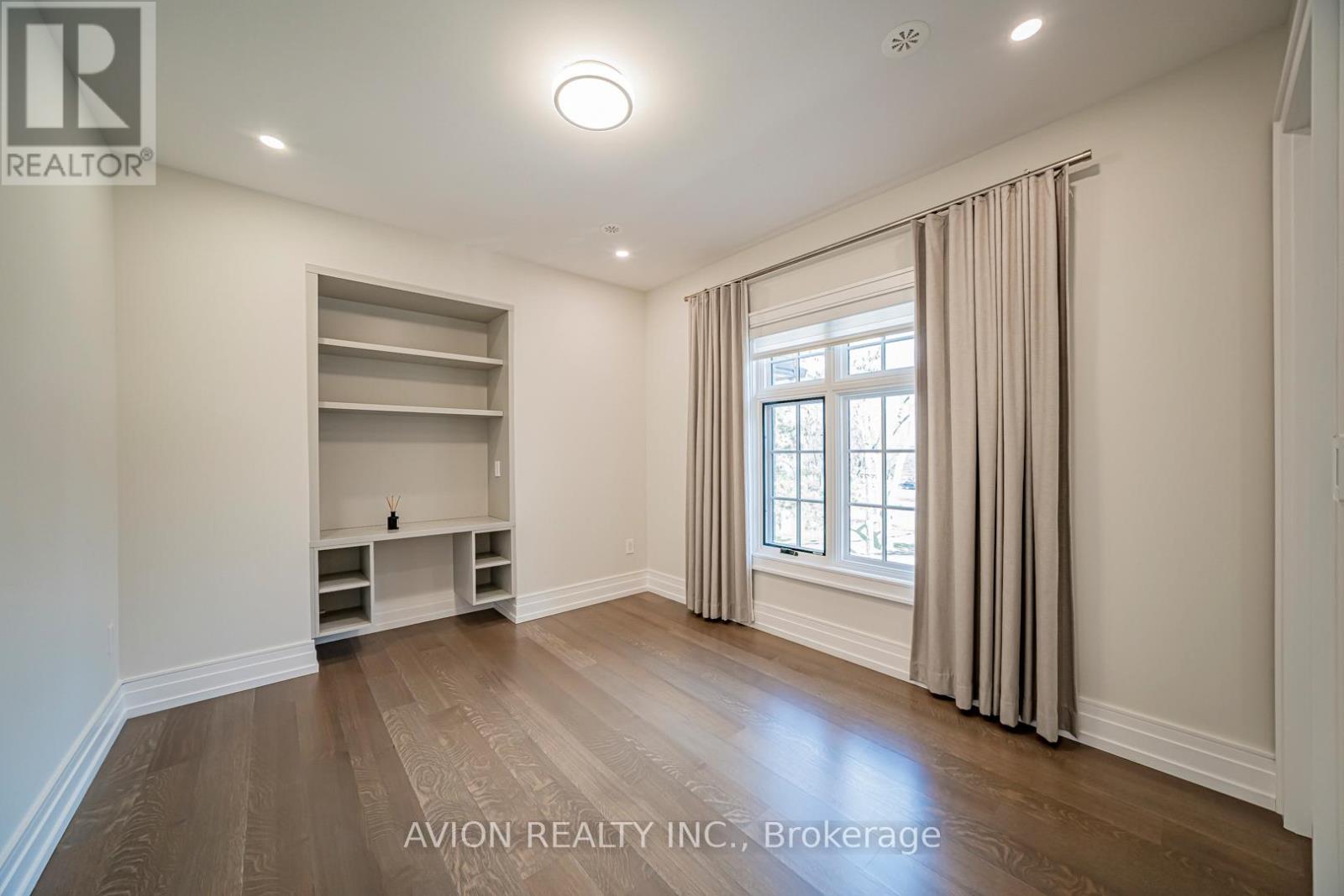 29 Evergreen Gardens, Toronto, Ontario  M4G 1C4 - Photo 32 - C12973912