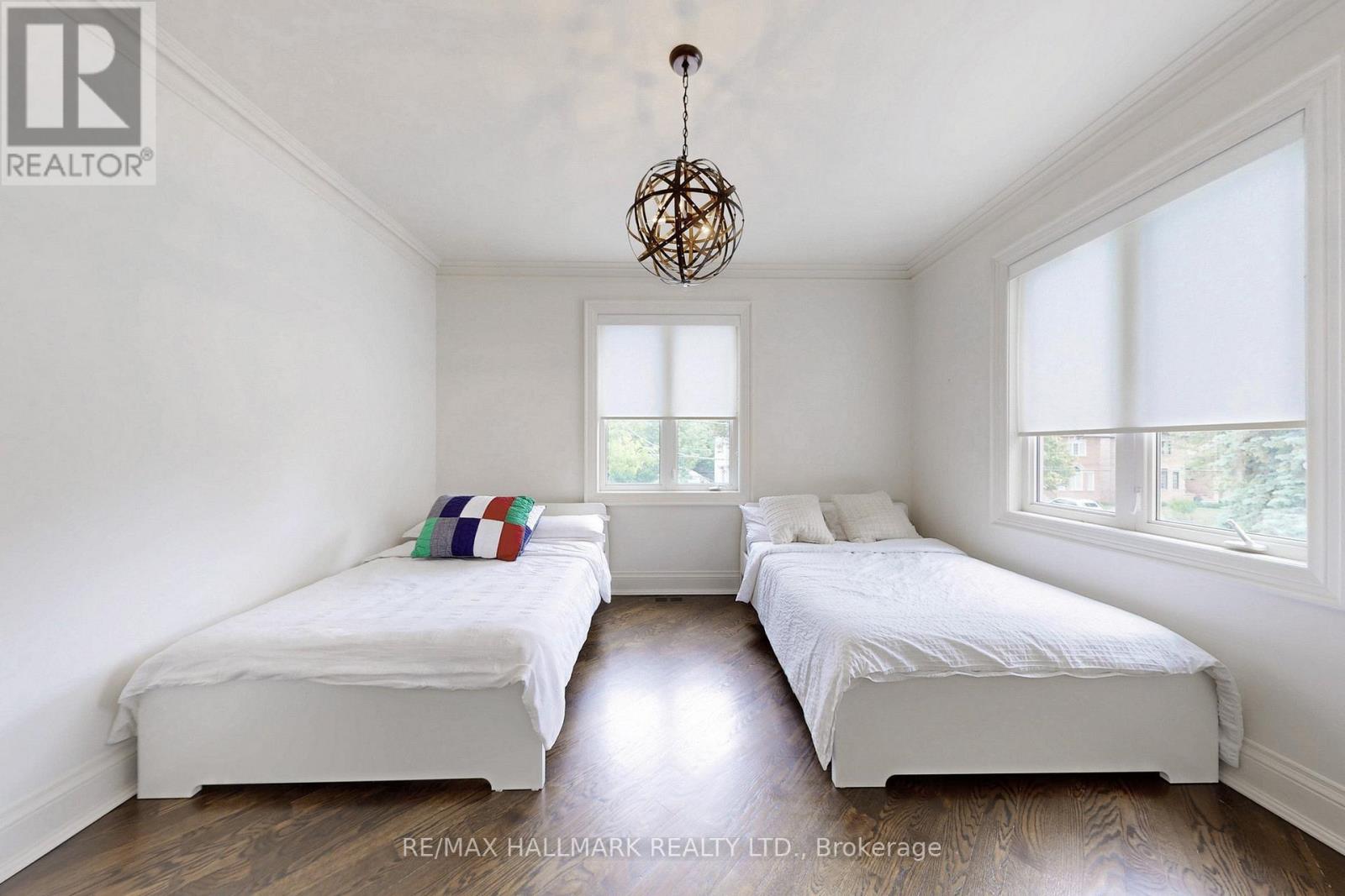 28 Clarkhill Street, Toronto, Ontario  M2R 2G7 - Photo 23 - C12973924