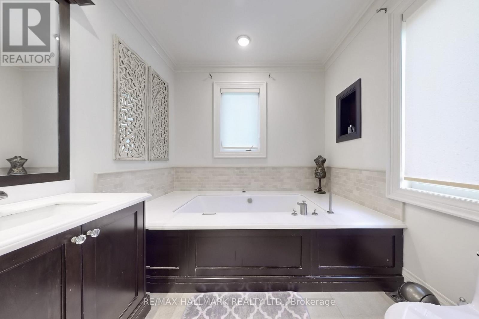 28 Clarkhill Street, Toronto, Ontario  M2R 2G7 - Photo 24 - C12973924