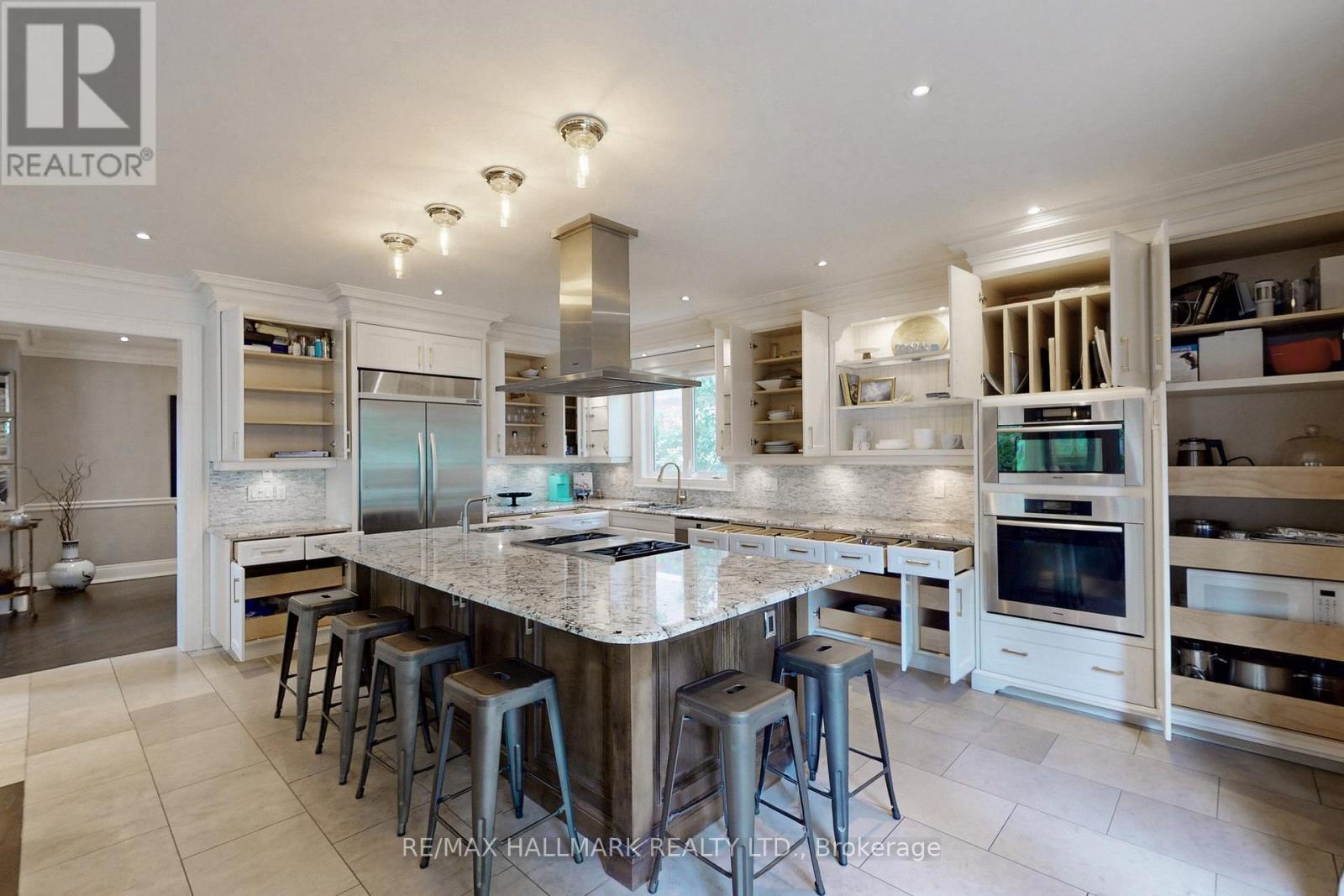 28 Clarkhill Street, Toronto, Ontario  M2R 2G7 - Photo 9 - C12973924