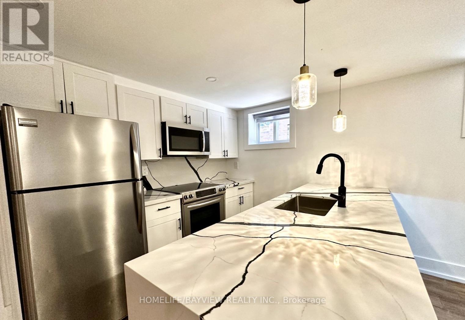 Lower - 43 Wineva Avenue, Toronto, Ontario  M4E 2T1 - Photo 7 - E12973870