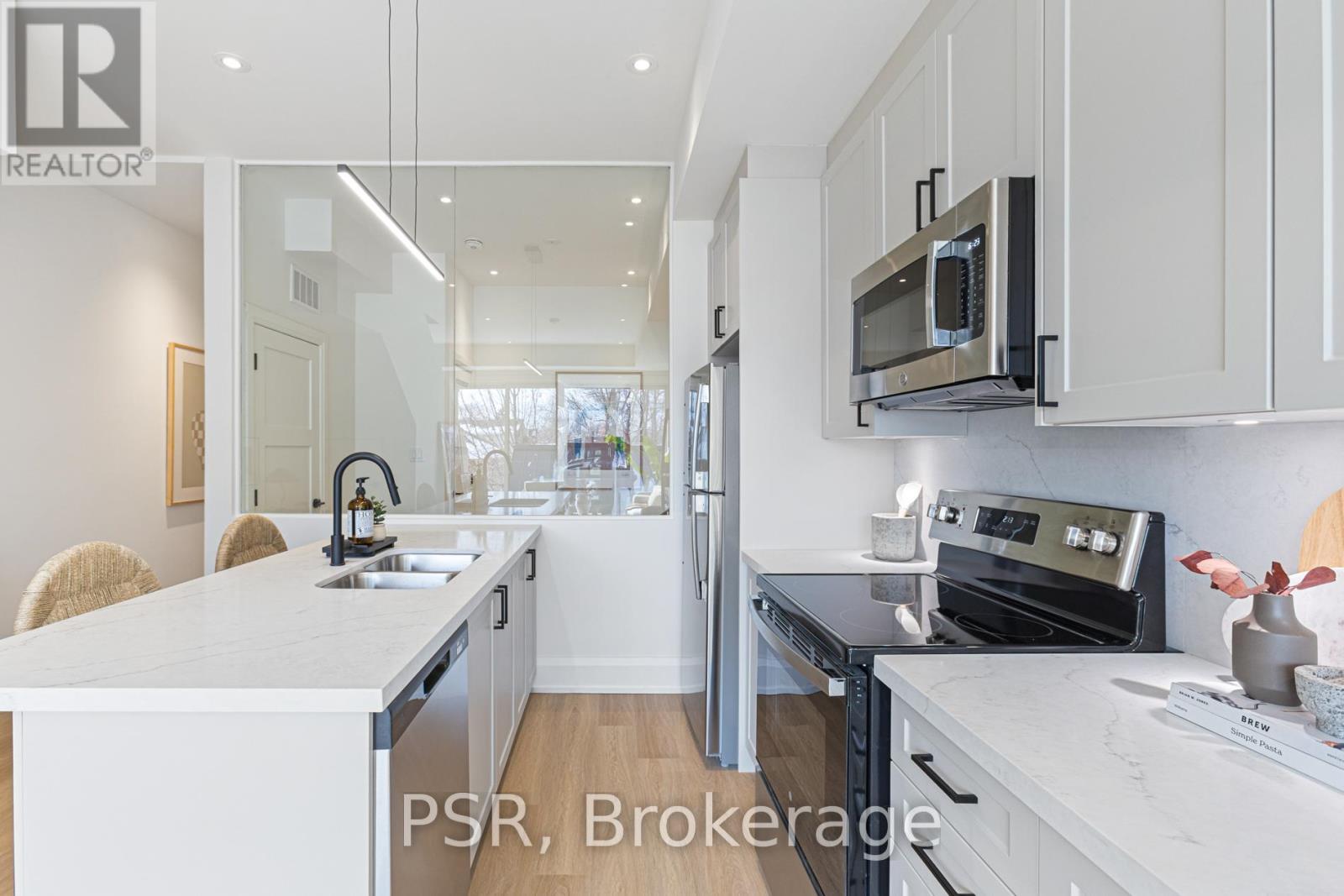 D - 53 Harriet Street, Toronto, Ontario  M4L 2G1 - Photo 7 - E12973886