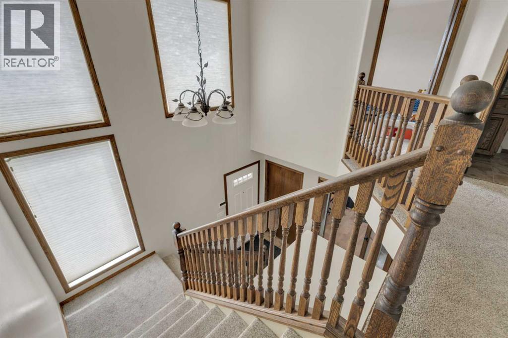 155 Inglewood Drive, Red Deer, Alberta  T4R 3S3 - Photo 11 - A2295593