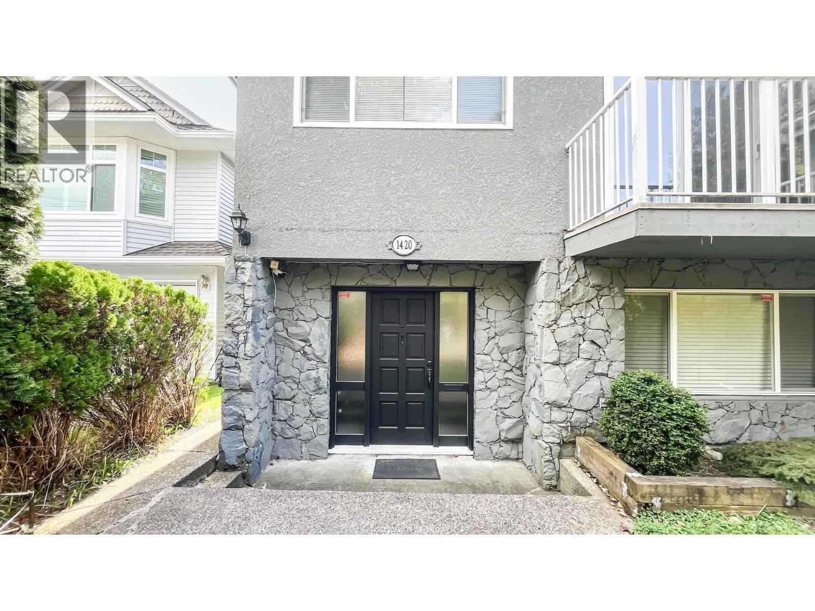 1420 Park Drive, Vancouver, British Columbia  V6P 2K7 - Photo 2 - R3108770