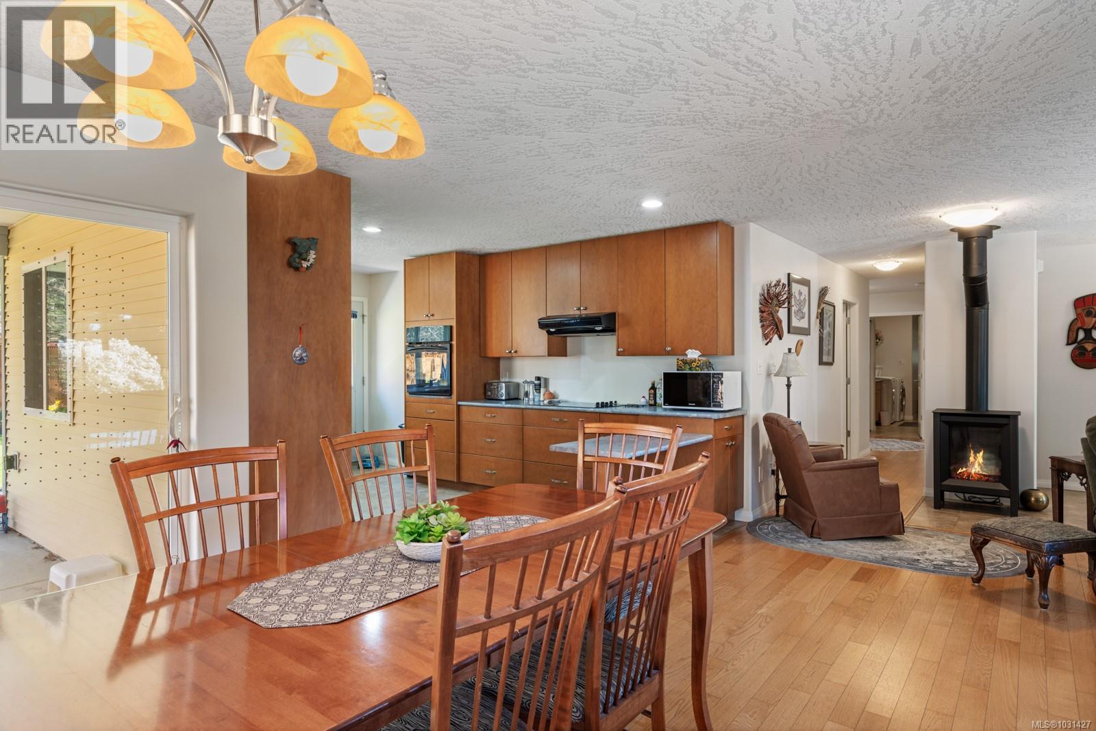 1474 Ridgemount Dr, Comox, British Columbia  V9M 3H1 - Photo 9 - 1031427