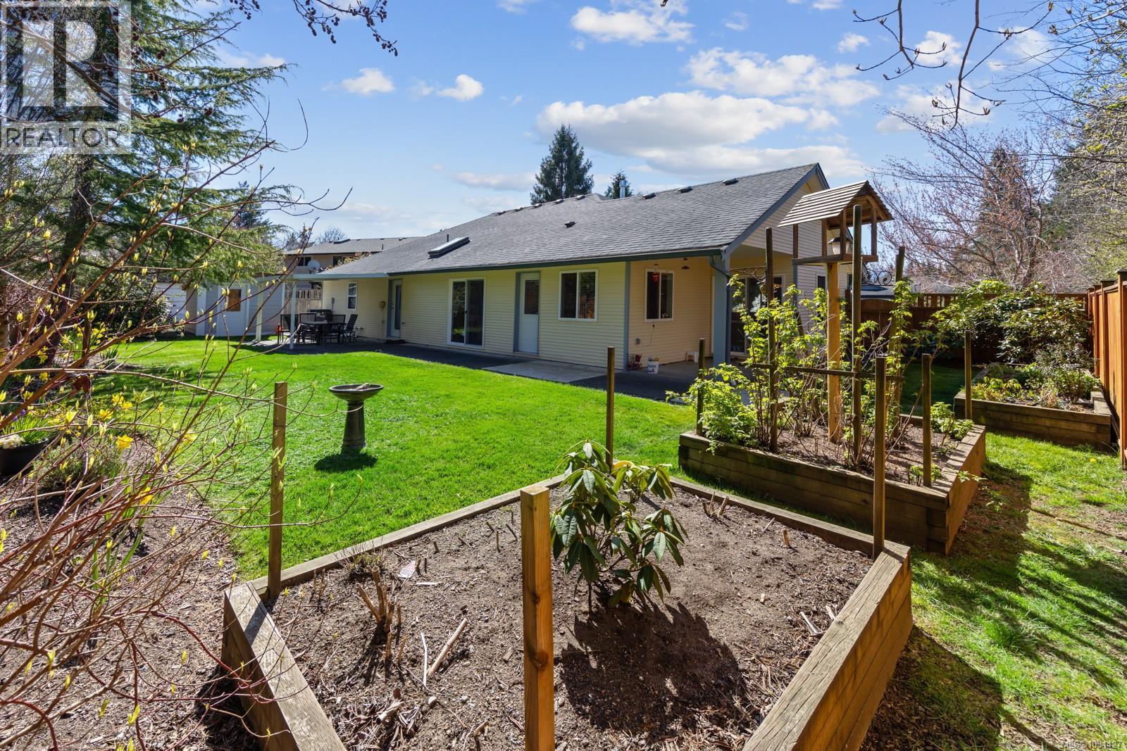 1474 Ridgemount Dr, Comox, British Columbia  V9M 3H1 - Photo 34 - 1031427