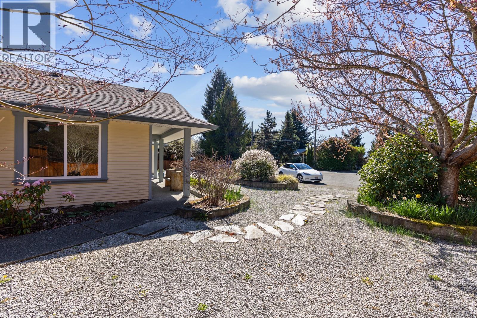 1474 Ridgemount Dr, Comox, British Columbia  V9M 3H1 - Photo 31 - 1031427