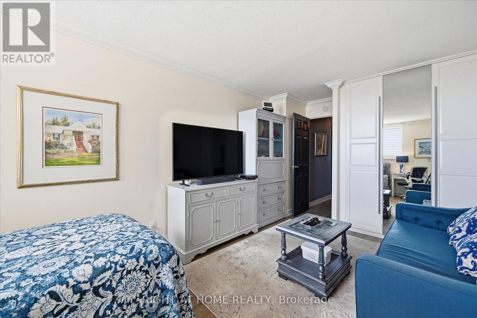 703 - 1425 Ghent Avenue, Burlington, Ontario  L7S 1X5 - Photo 37 - W12973884