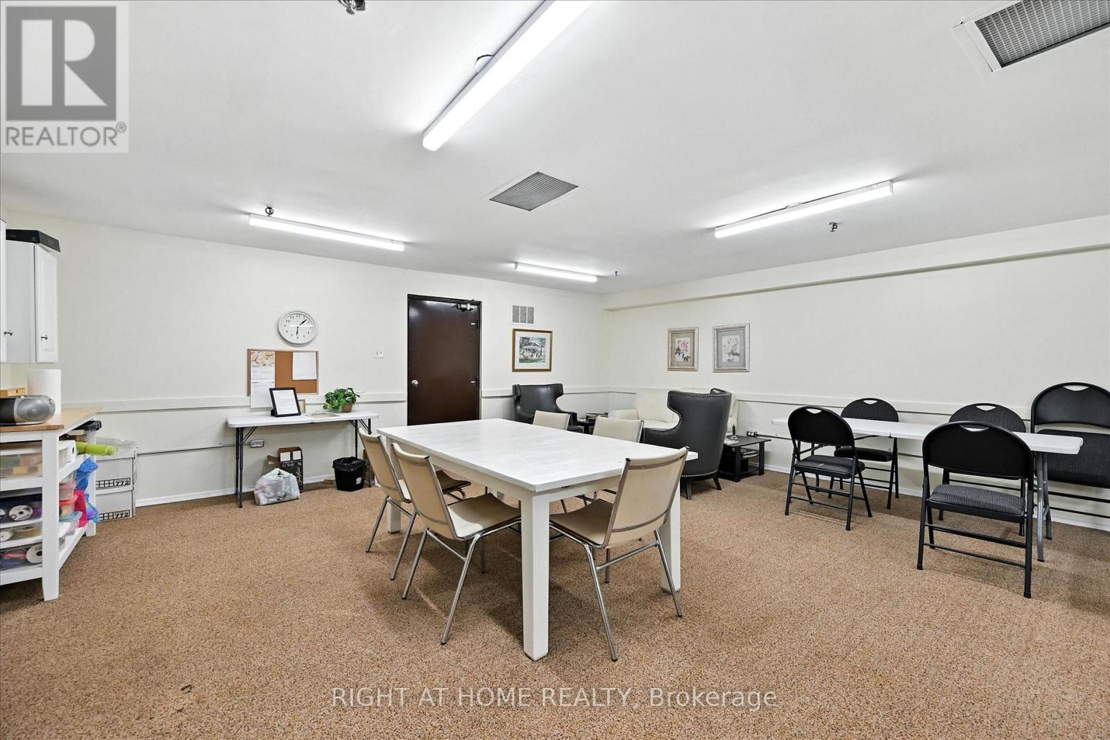 703 - 1425 Ghent Avenue, Burlington, Ontario  L7S 1X5 - Photo 44 - W12973884