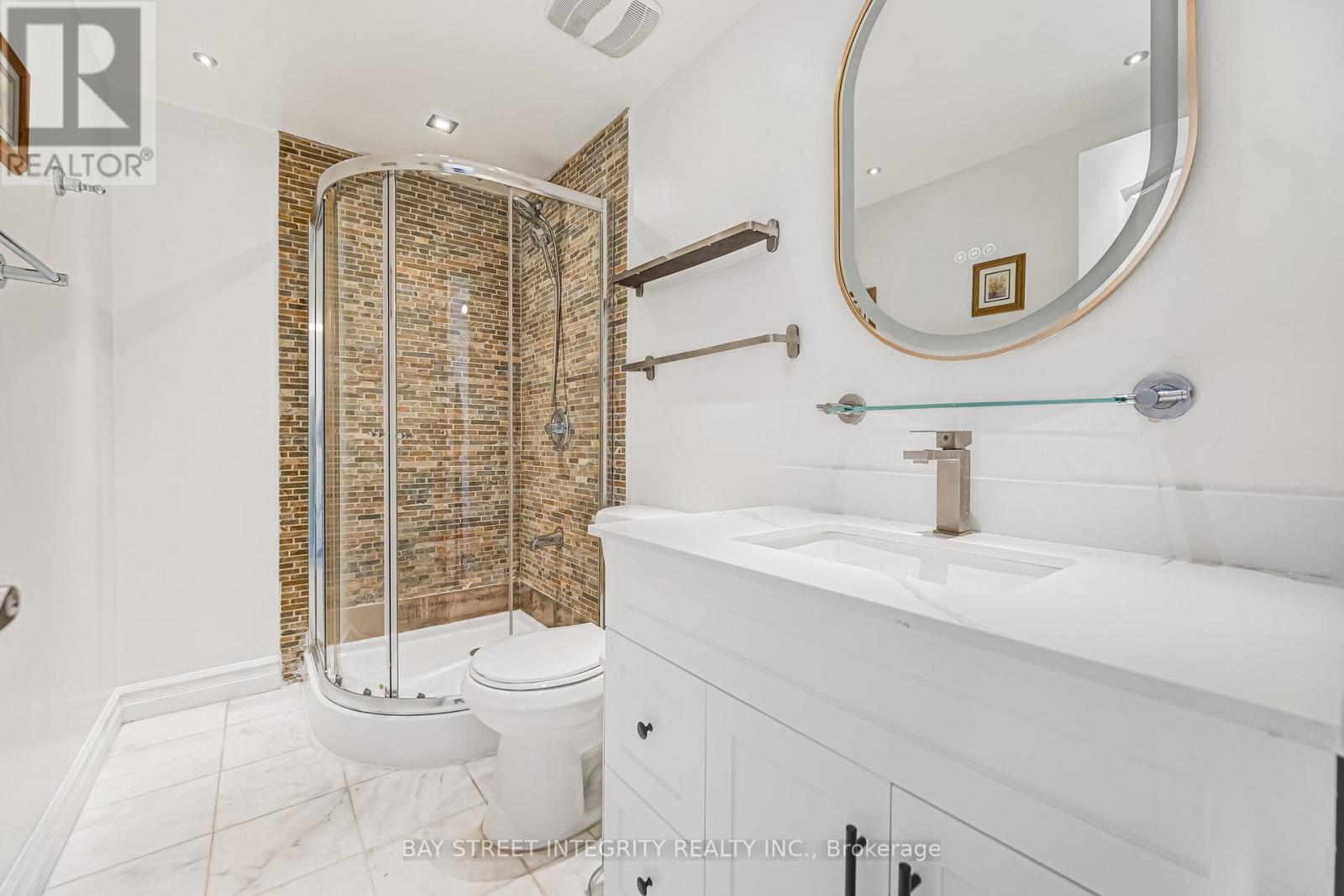 20 Elsa Vine Way, Toronto, Ontario  M2J 4H9 - Photo 25 - C12971456