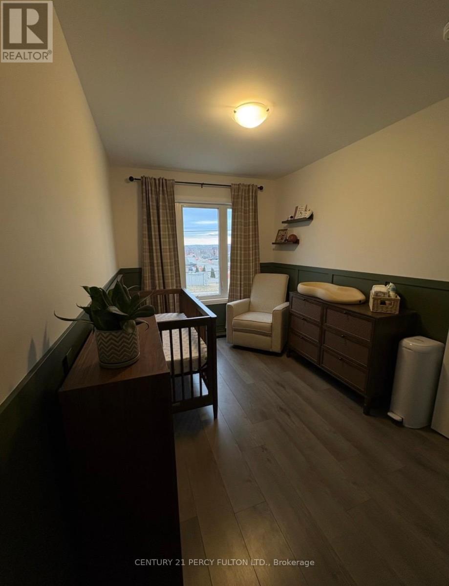 89 Fairlane Avenue, Barrie, Ontario  L9L 0M9 - Photo 36 - S12931320