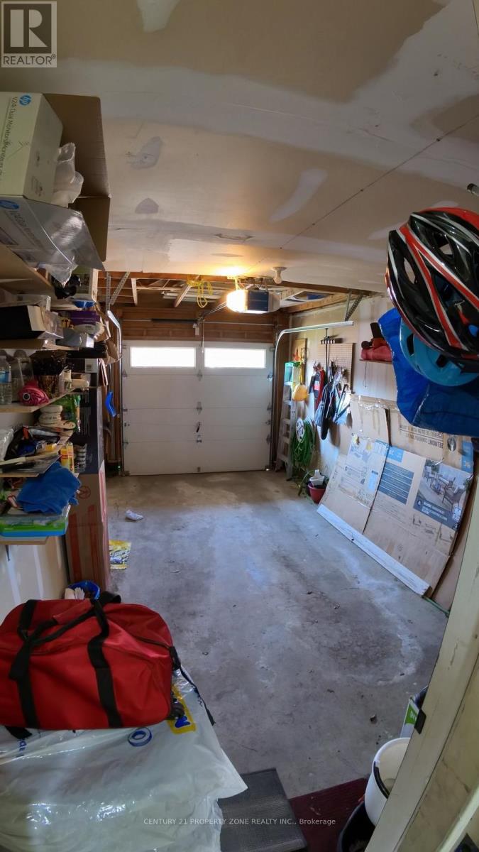 3822 Spicewood Way, Mississauga, Ontario  L5N 7W7 - Photo 31 - W12972466