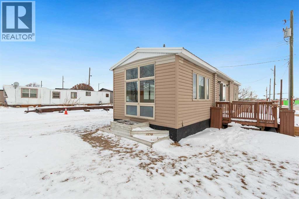 1 Park Avenue, Carstairs, Alberta  T0M 0N0 - Photo 16 - A2299860