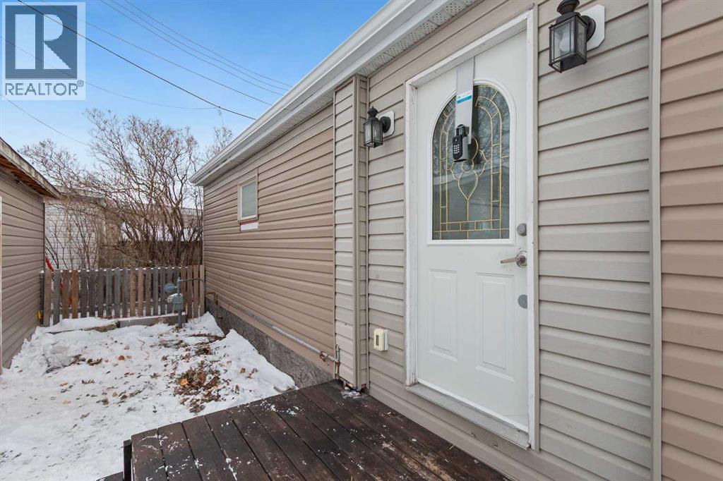 1 Park Avenue, Carstairs, Alberta  T0M 0N0 - Photo 17 - A2299860