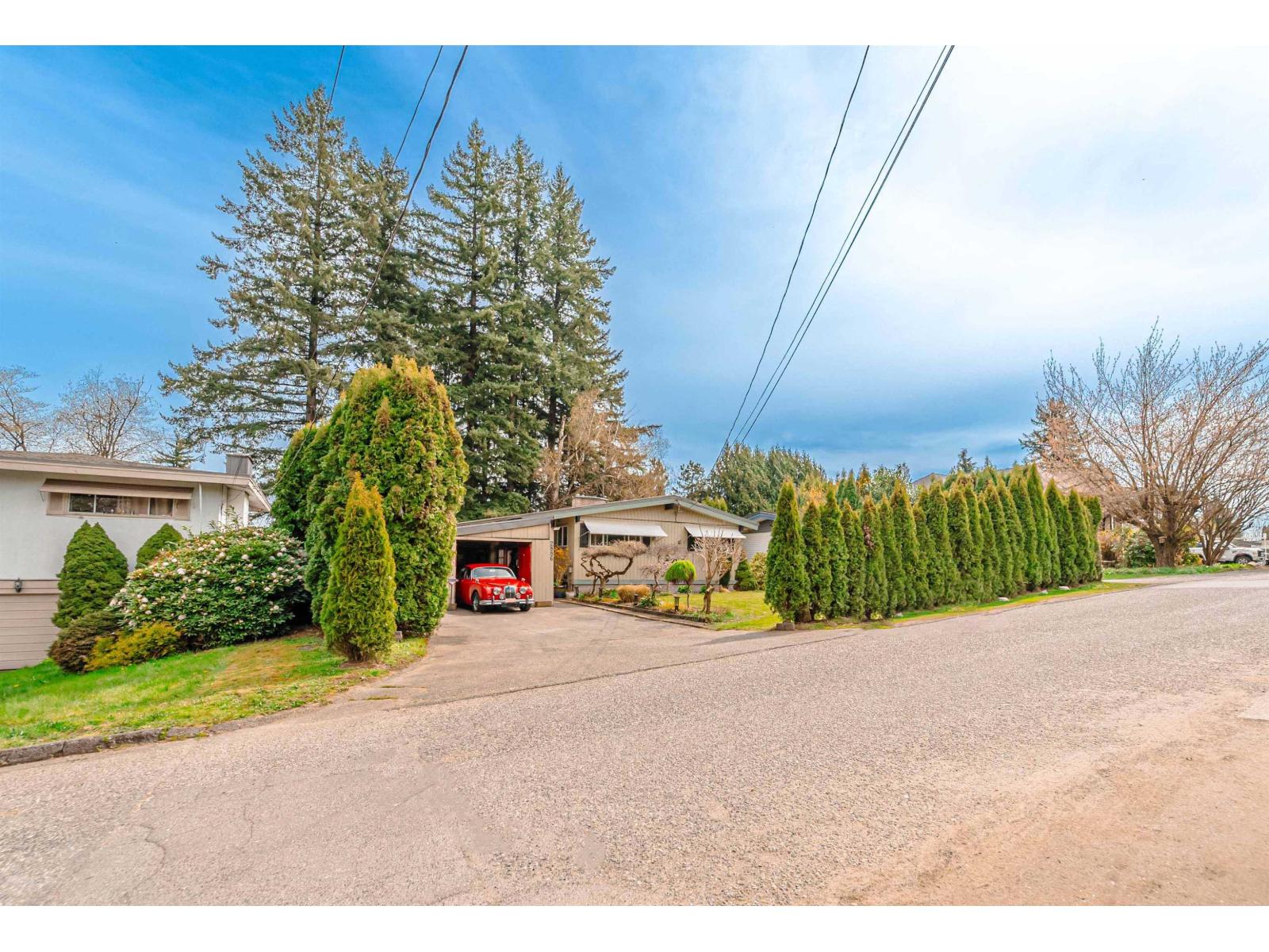 2886 UPLAND CRESCENT, Abbotsford, British Columbia