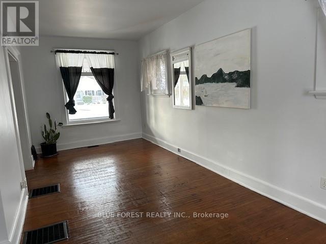 220 Waterloo Street, London East, Ontario  N6B 2N3 - Photo 12 - X12973964