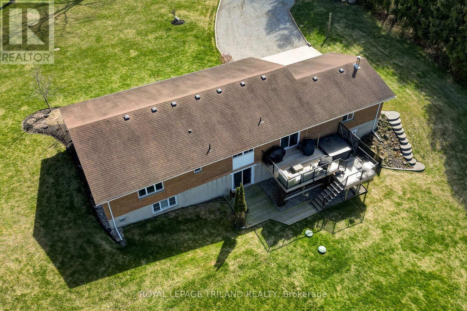 46930 Sparta Line, Central Elgin, Ontario  N0L 2H0 - Photo 47 - X12973998