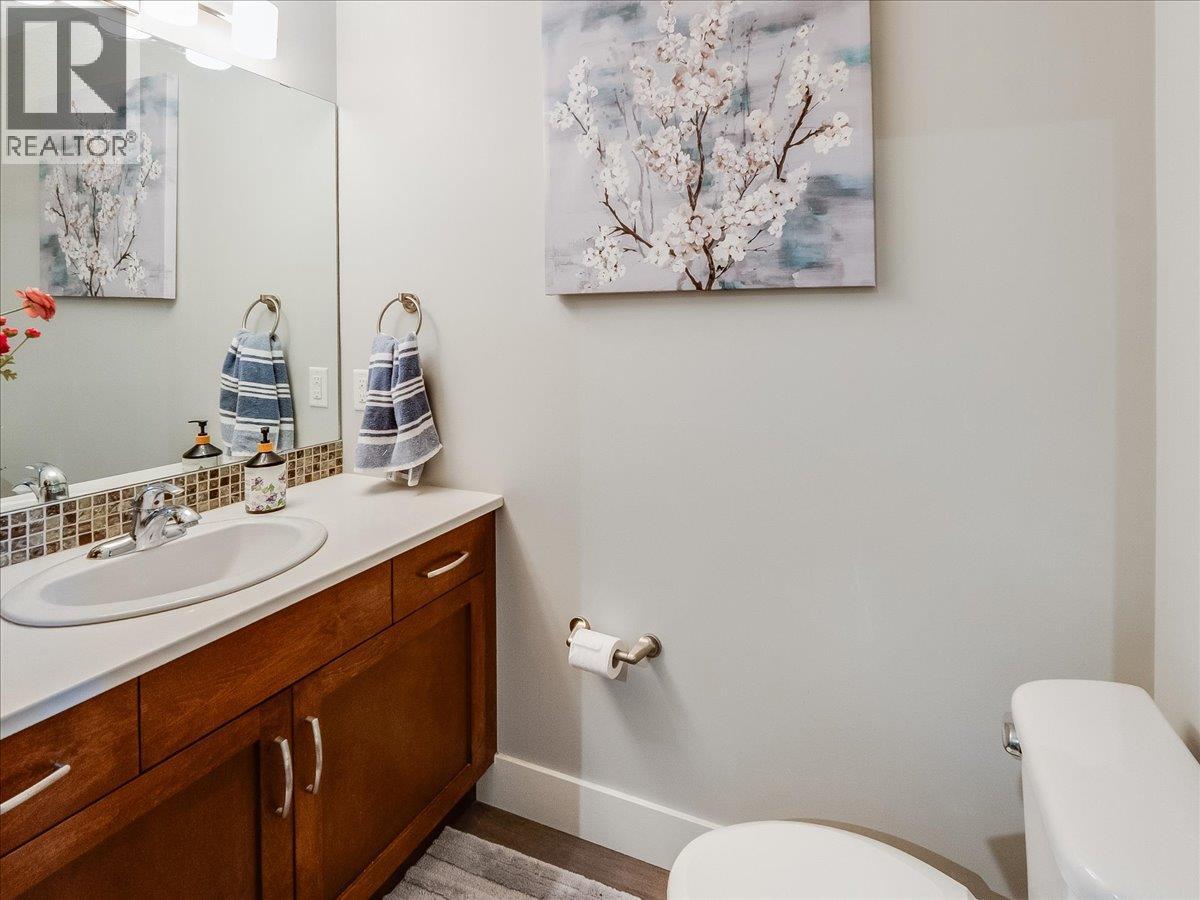 5570 Broadwater Road Unit# 314, Castlegar, British Columbia  V1N 0A1 - Photo 11 - 10382398