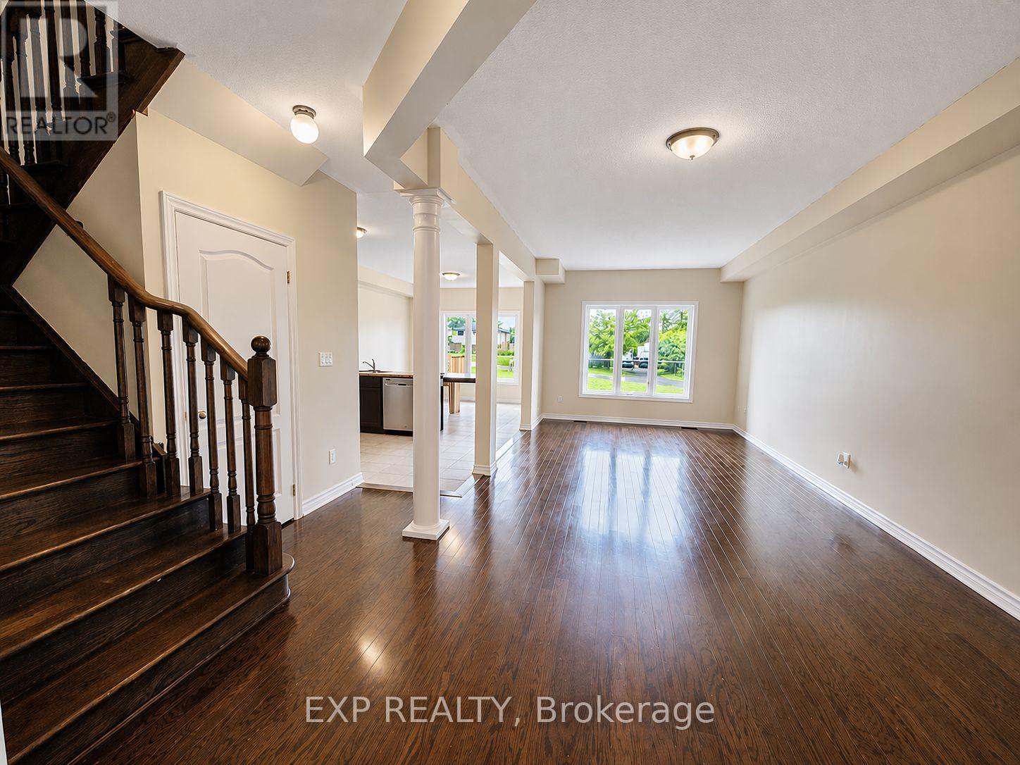 34 Palace Street, Thorold, Ontario  L2V 0J7 - Photo 4 - X12973990