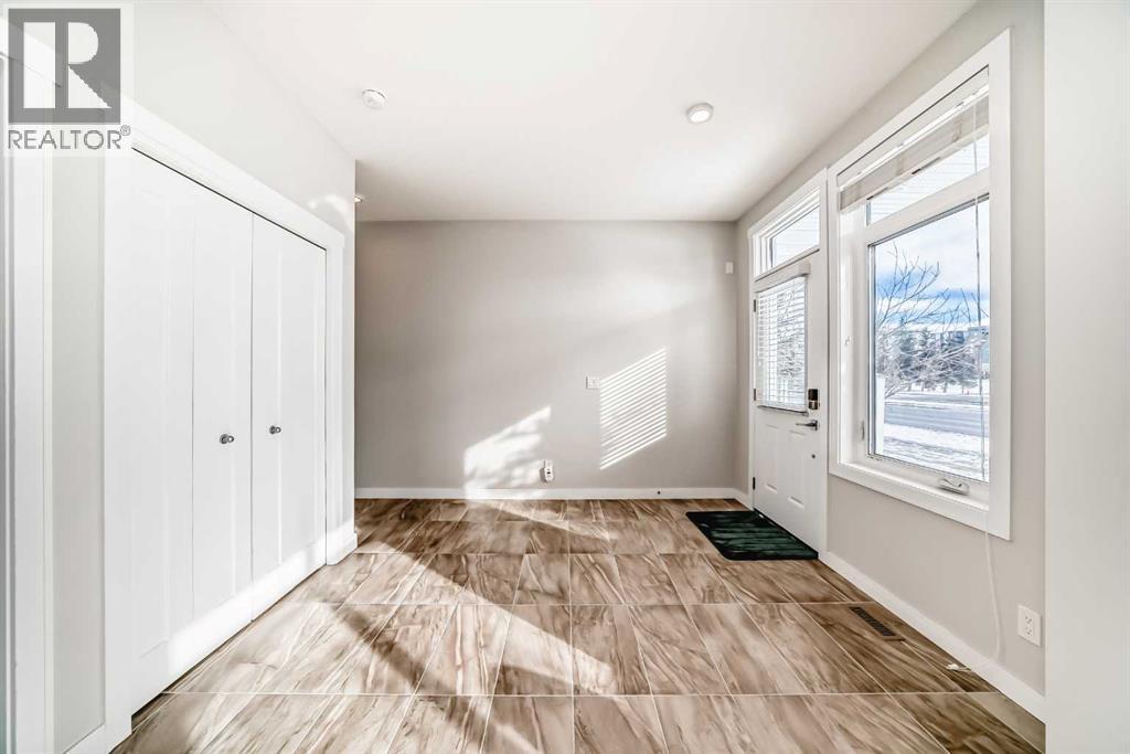 833 85 Street Sw, Calgary, Alberta  T3H 1Y1 - Photo 30 - A2293978