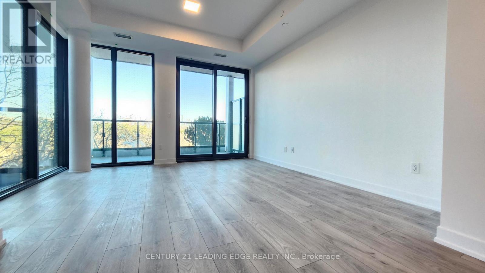 302 - 29 Green Trail Court, Toronto, Ontario  M3C 3S2 - Photo 5 - C12973926