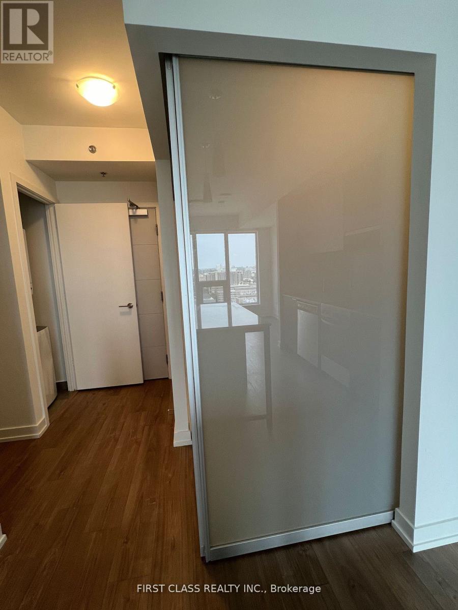 2405 - 203 College Street, Toronto, Ontario  M5T 0C8 - Photo 7 - C12973982