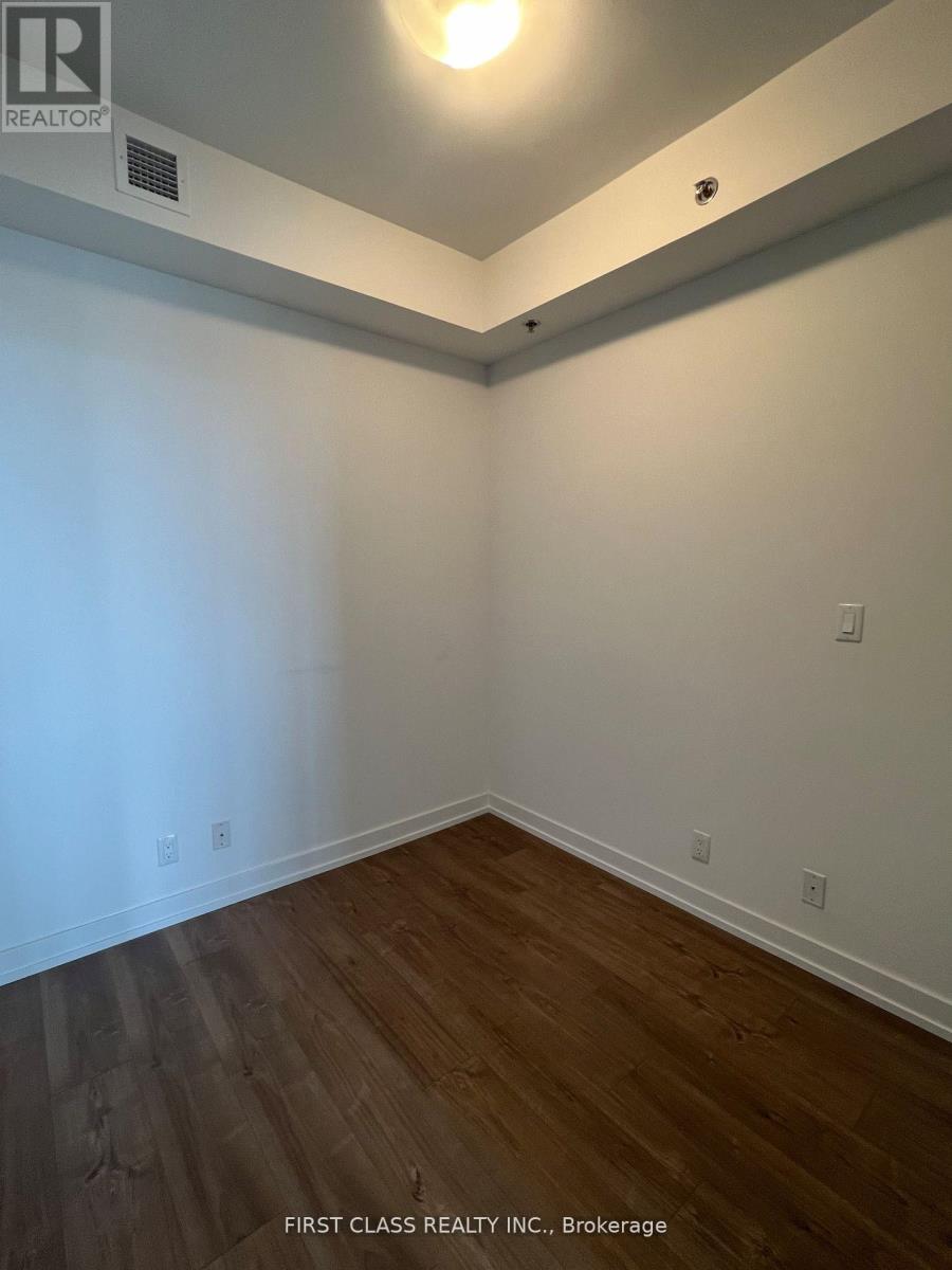 2405 - 203 College Street, Toronto, Ontario  M5T 0C8 - Photo 8 - C12973982