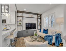 70 CLOVELLY AVENUE, Toronto, Ontario