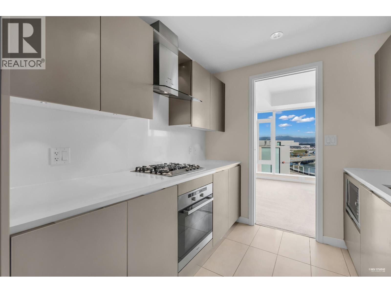 902 5171 Brighouse Way, Richmond, British Columbia  V7C 0A6 - Photo 6 - R3108679