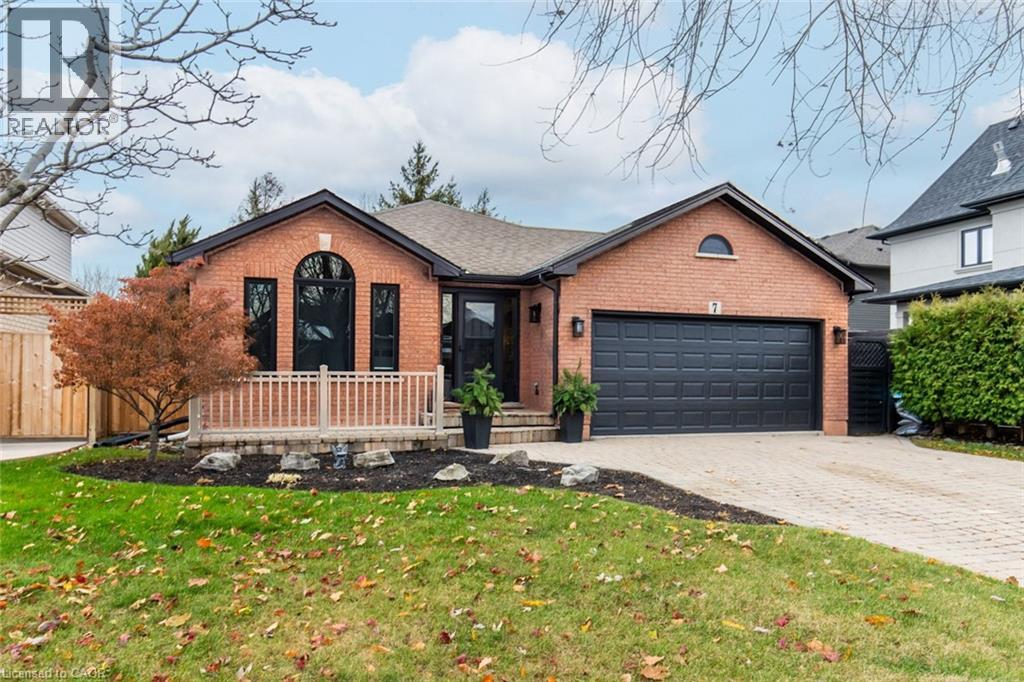 7 WATERSIDE Drive, Stoney Creek, Ontario