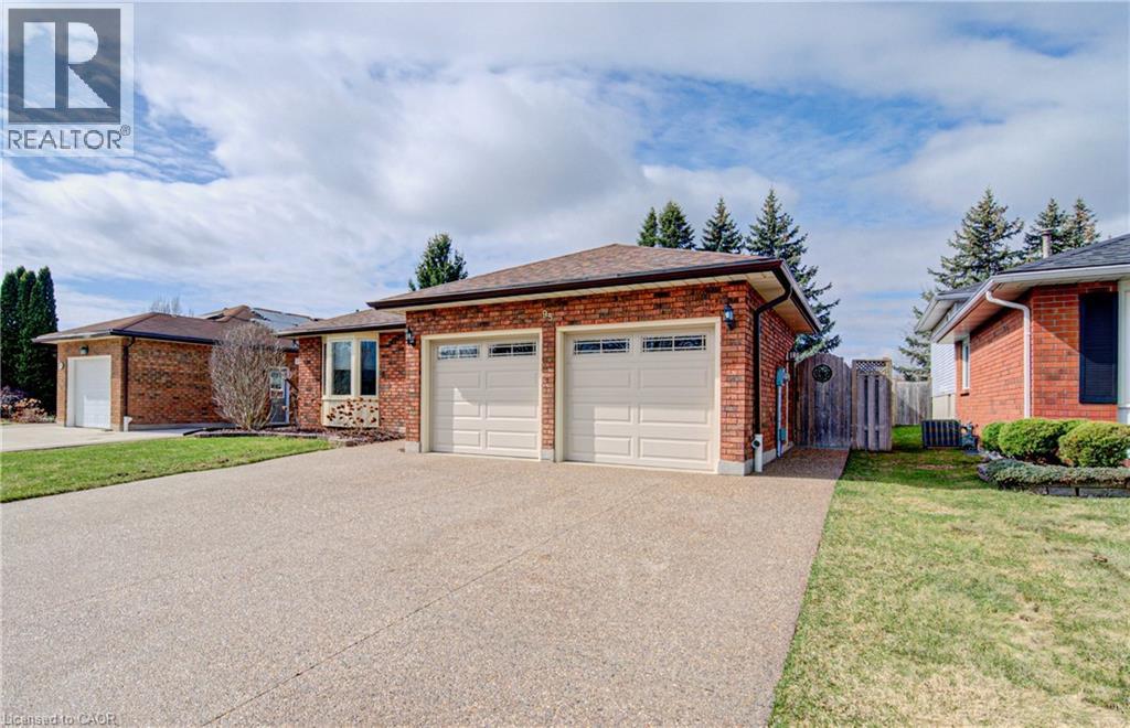 95 Brierdale Drive, Kitchener, Ontario  N2A 3R5 - Photo 3 - 40818832