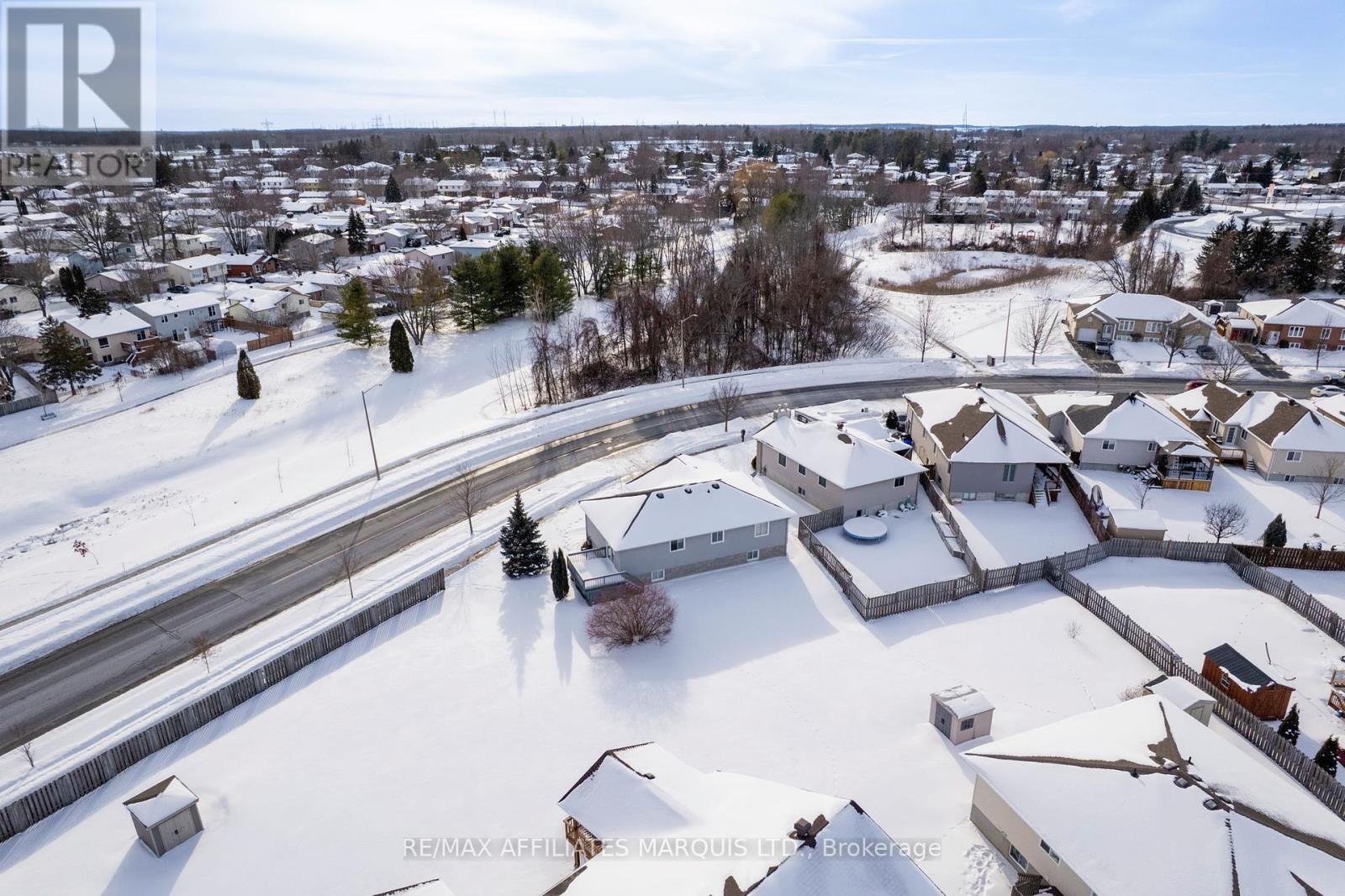 302 Emma Avenue, Cornwall, Ontario  K6J 0A2 - Photo 35 - X12768742