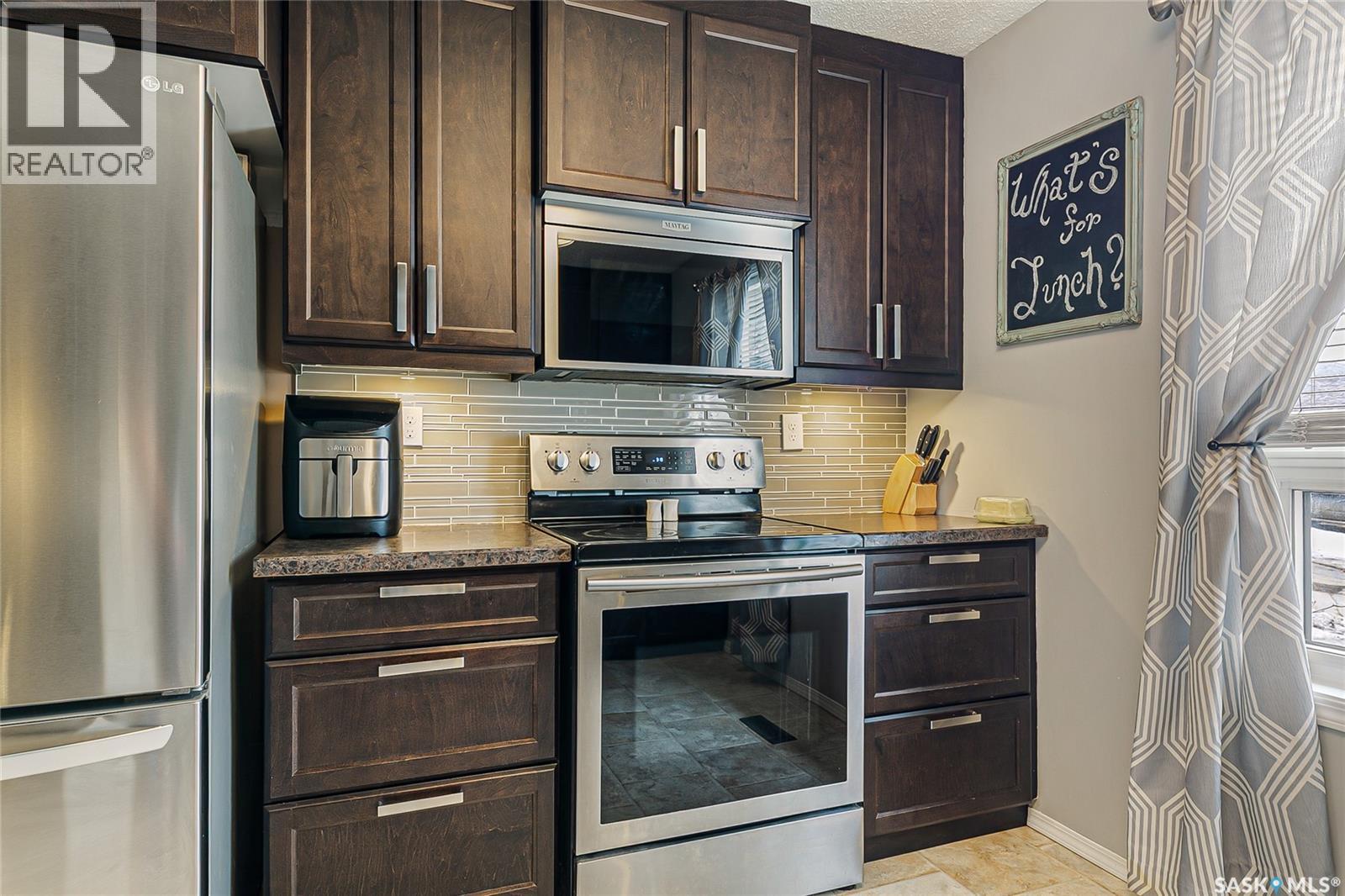 7354 Blakeney Drive, Regina, Saskatchewan  S4X 2M5 - Photo 10 - SK032342