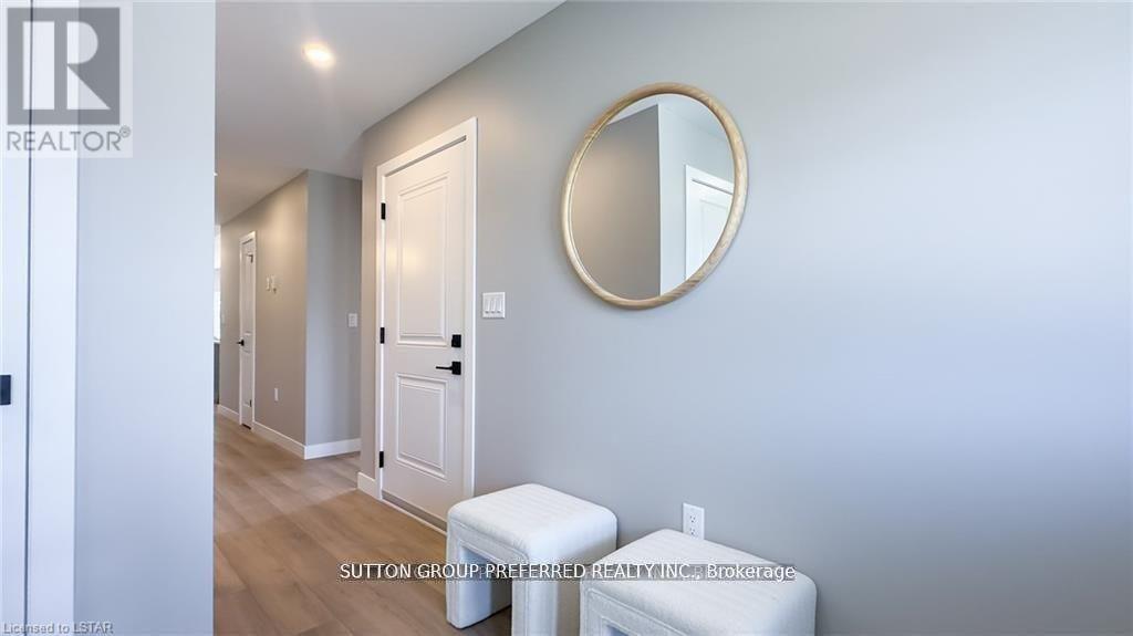 230 Beech Street, Central Huron, Ontario  N0M 1L0 - Photo 5 - X12973110