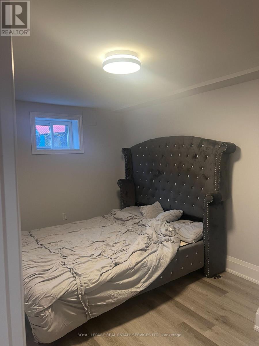 Bsmnt - 569 Valley Drive, Oakville, Ontario  L6L 4L9 - Photo 7 - W12973942